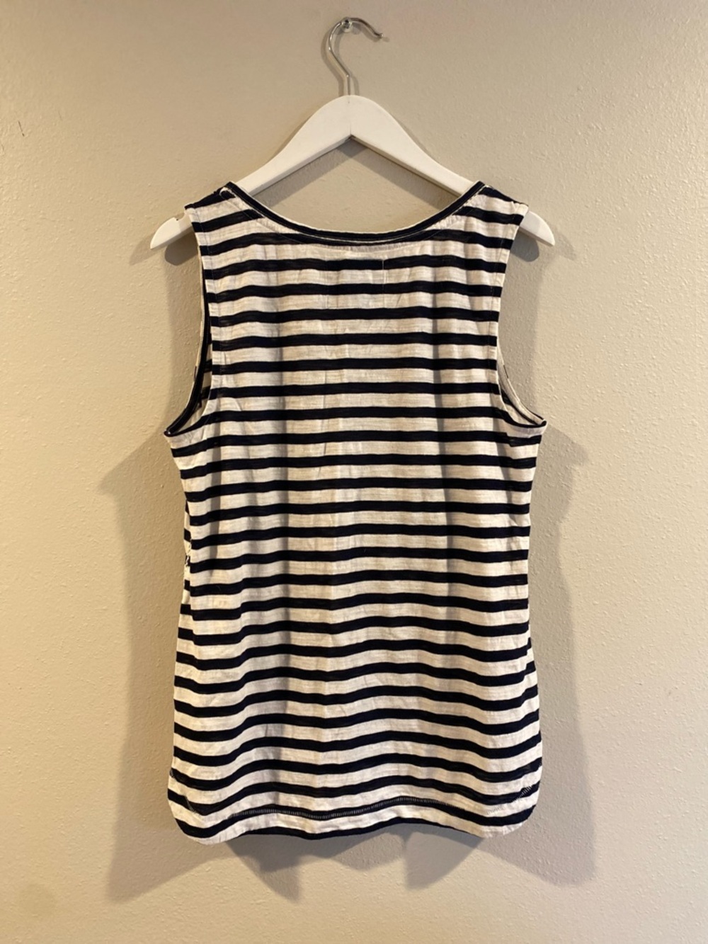 Anthropologie Blue & White Striped Tank Top with Polka Dot Pocket - Size L - Picture 5 of 10